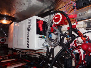 2012-10-13 New inverter and wiring DSC01645